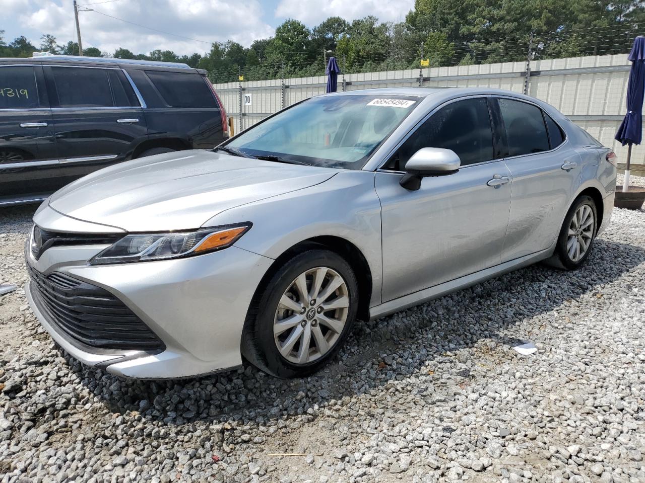 4T1B11HKXJU095285 2018 TOYOTA CAMRY - Image 1