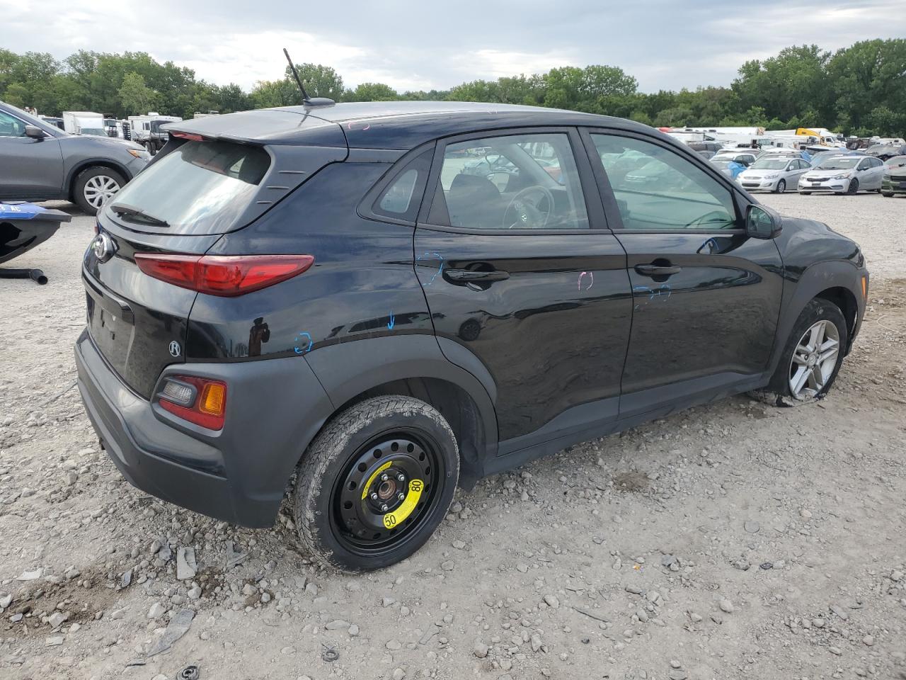 KM8K12AA2LU408971 Hyundai Kona SE 3