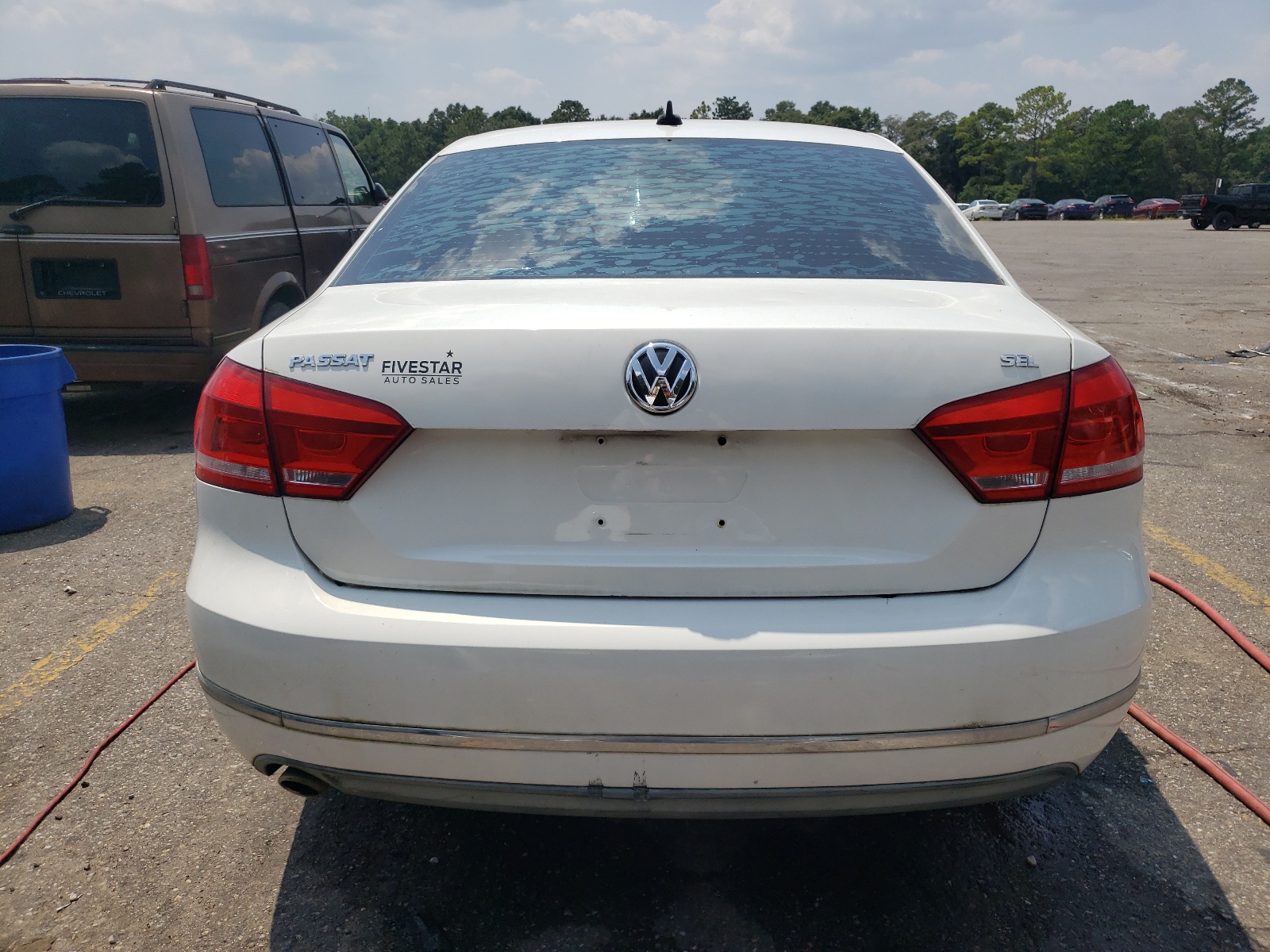 1VWCH7A31CC034262 2012 Volkswagen Passat Sel