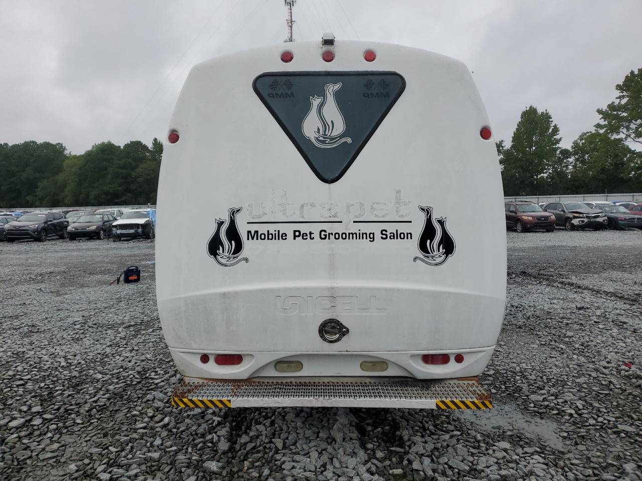 2002 Ford Econoline E350 Super Duty Cutaway Van VIN: 1FDSE35L92HA24912 Lot: 66967814