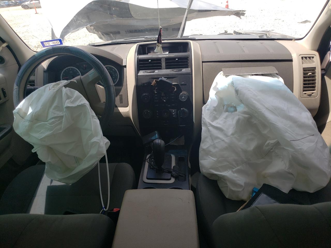 2011 Ford Escape - Image 8