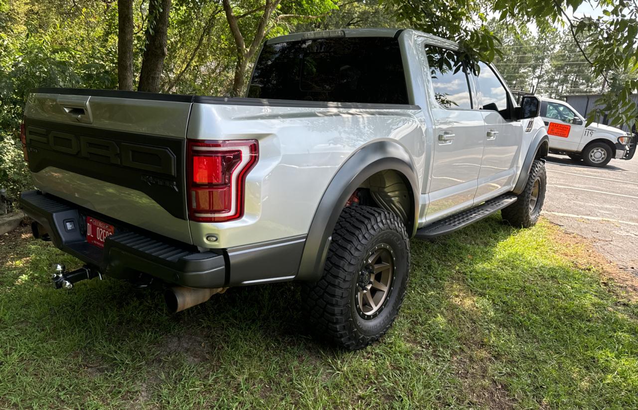 1FTFW1RG8KFB32956 2019 Ford F150 Raptor