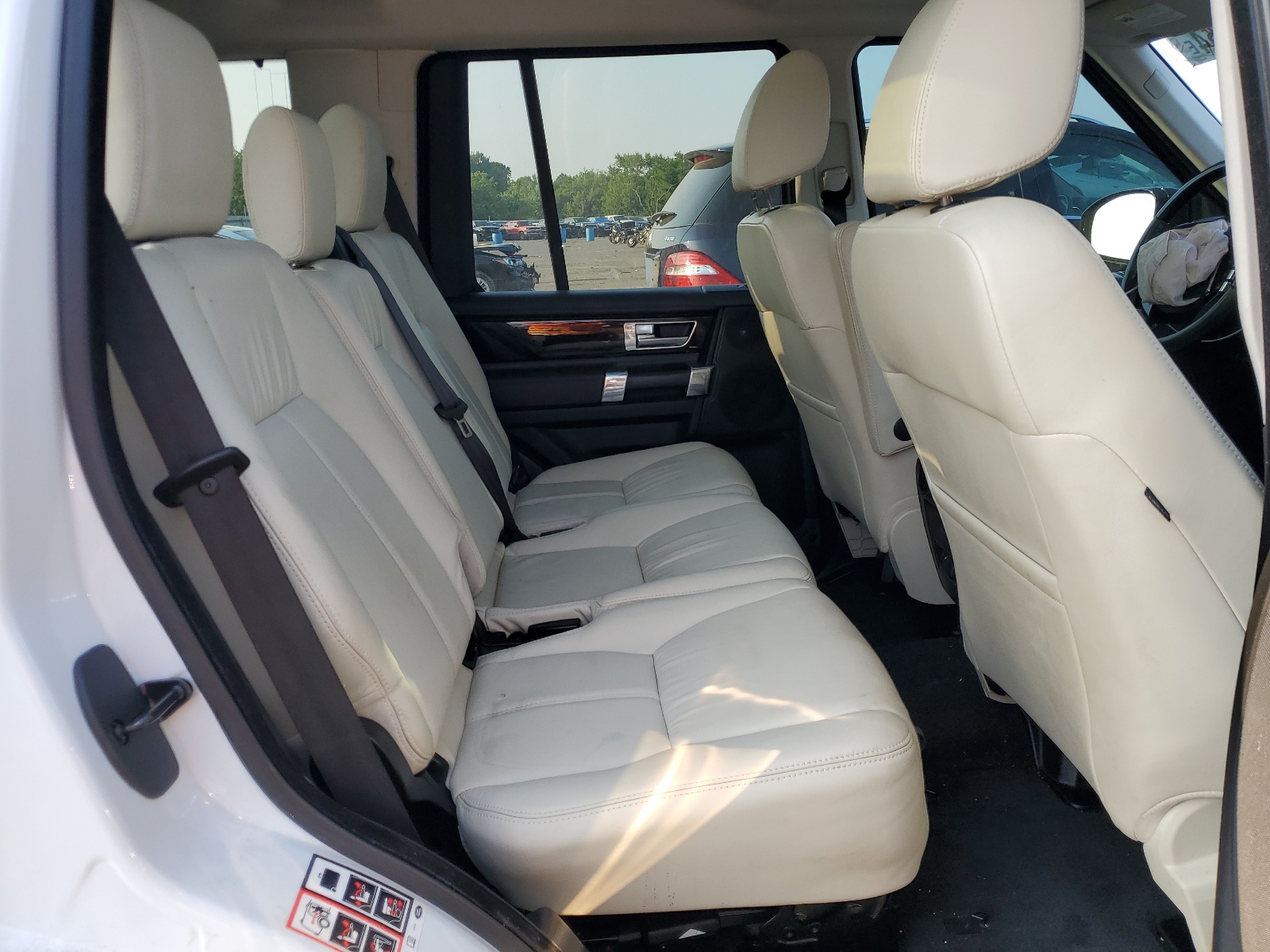 SALAK2V66FA764647 2015 Land Rover Lr4 Hse Luxury