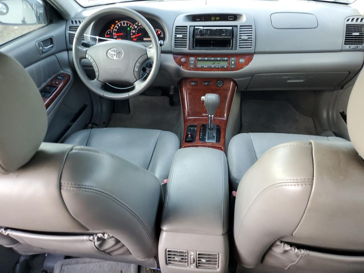 2005 Toyota Camry Le VIN: 4T1BF30K55U617884 Lot: 67384984