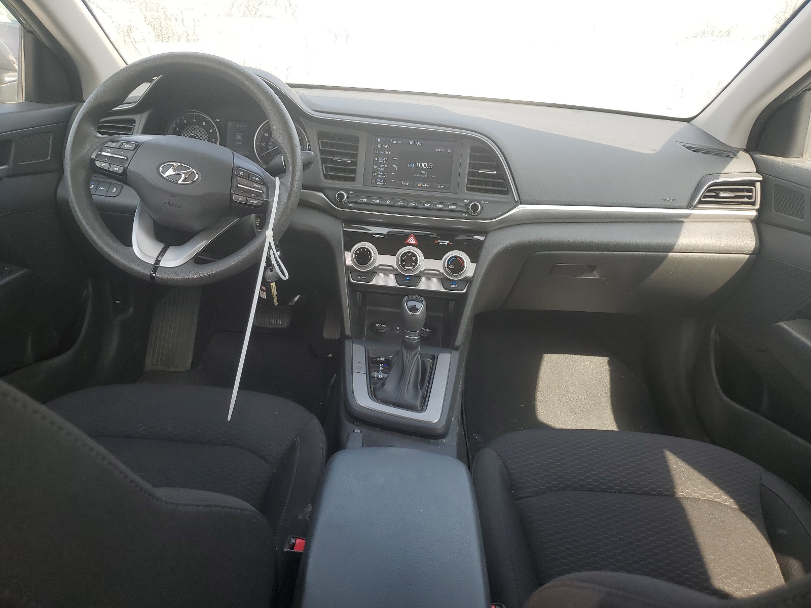 KMHD84LF4KU781999 2019 Hyundai Elantra Sel