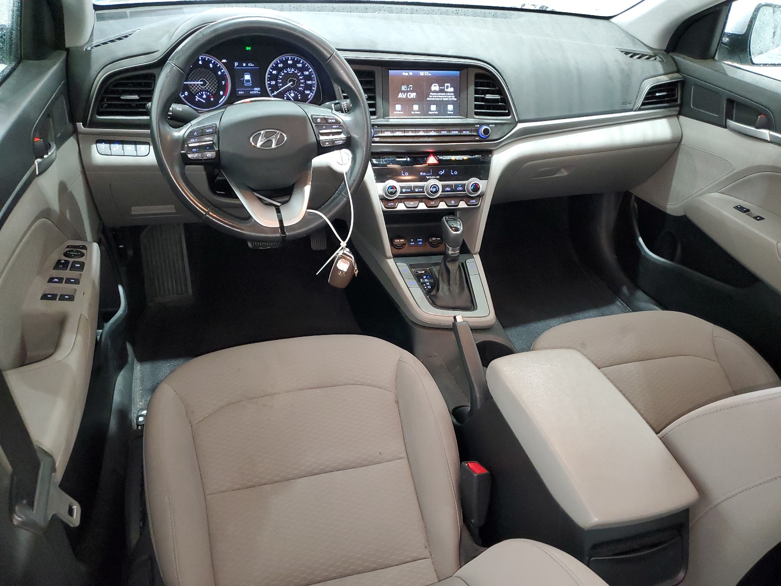 5NPD84LF5KH420389 2019 Hyundai Elantra Sel