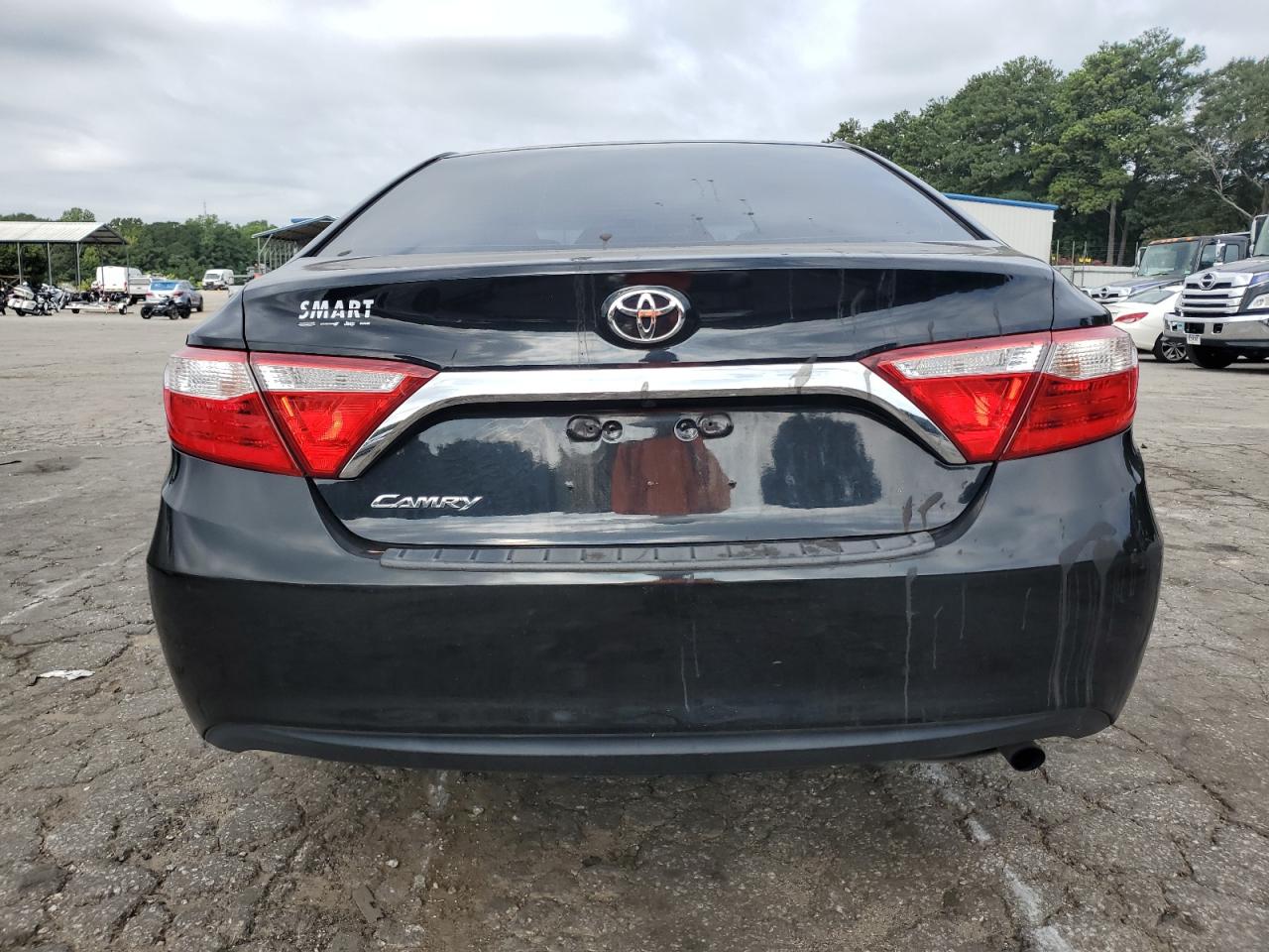 4T4BF1FK4GR582162 2016 Toyota Camry Le