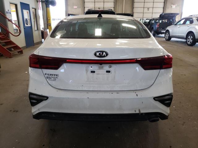 3KPF24AD2LE140379 Kia Forte FE 6