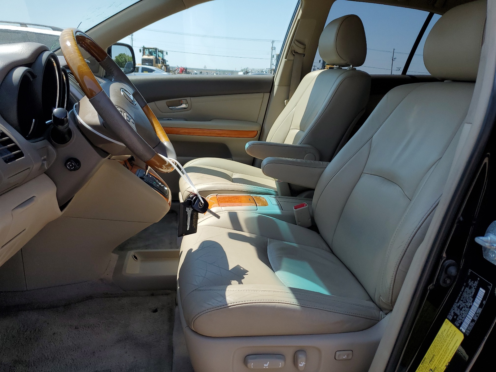 2T2GA31U66C050152 2006 Lexus Rx 330