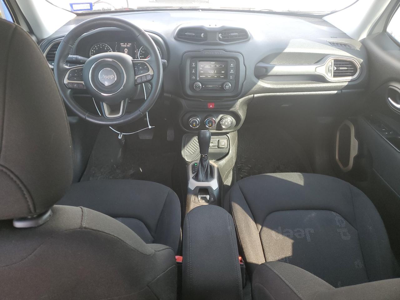 ZACCJABT0GPD92408 2016 Jeep Renegade Latitude