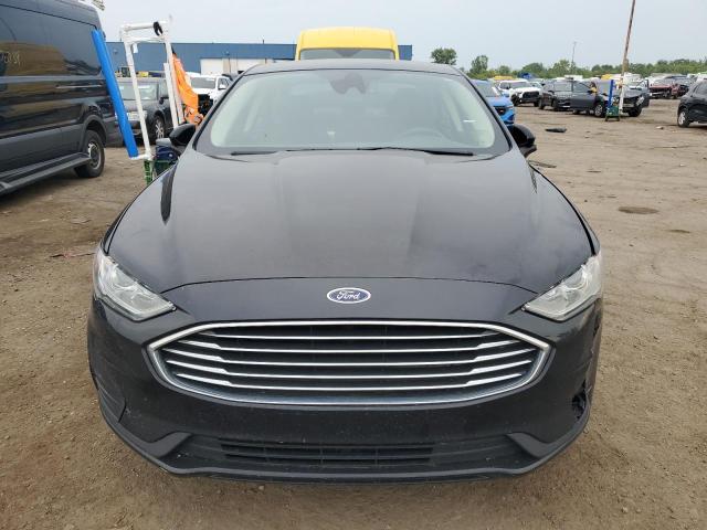 3FA6P0HD0LR164565 Ford Fusion SE 5