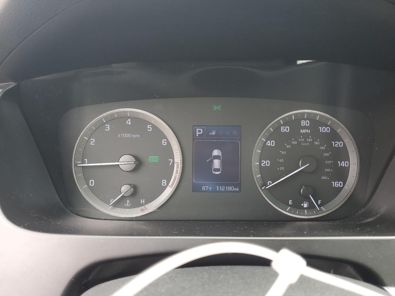 2015 Hyundai Sonata - Image 9