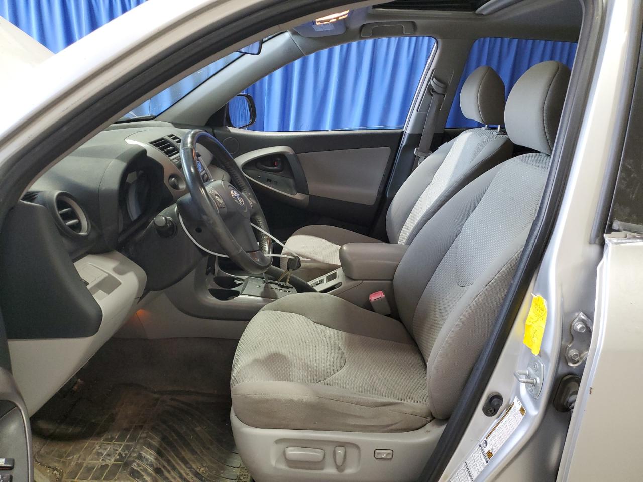 2007 Toyota Rav4 Limited VIN: JTMBD31V575067960 Lot: 66733494