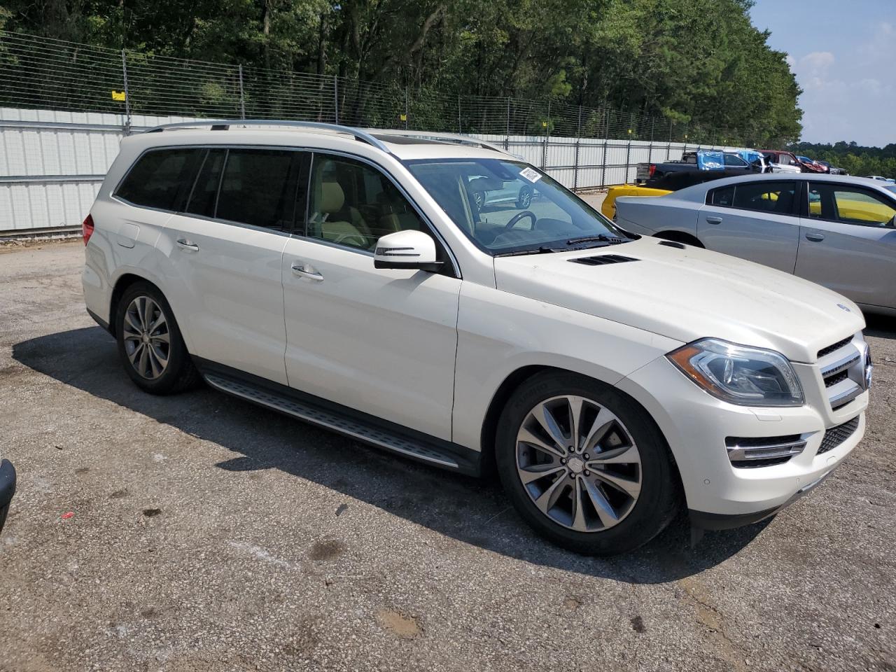 2013 Mercedes-Benz Gl 450 4Matic VIN: 4JGDF7CE5DA251933 Lot: 66632294