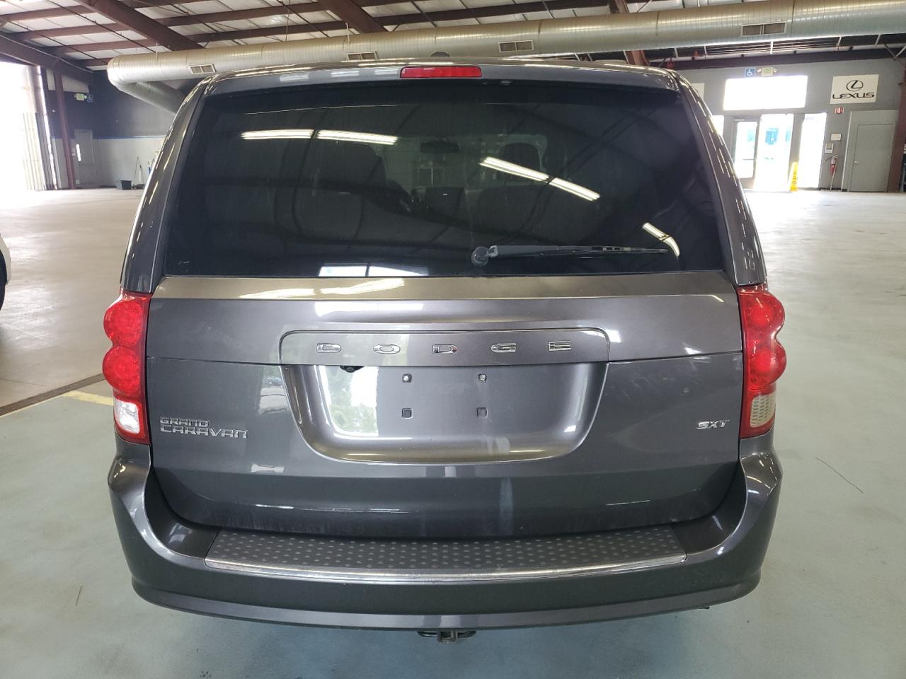 2C4RDGCG5HR808181 2017 Dodge Grand Caravan Sxt