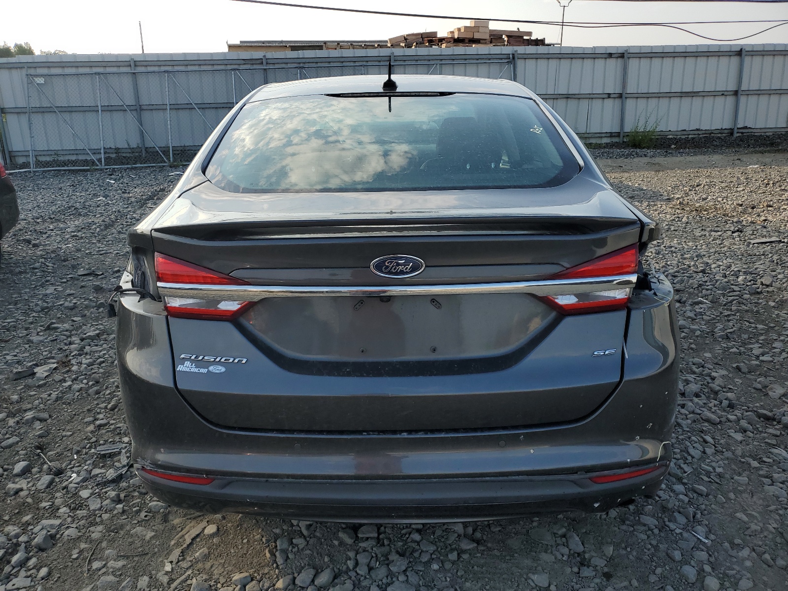 3FA6P0H78JR112673 2018 Ford Fusion Se