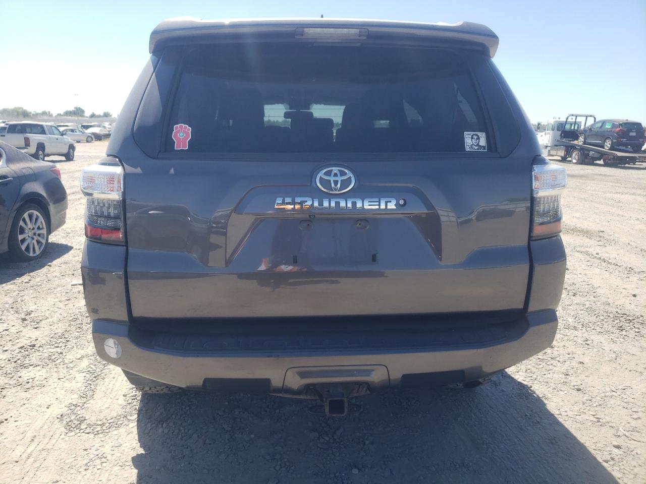 2017 Toyota 4Runner Sr5/Sr5 Premium VIN: JTEBU5JR1H5469468 Lot: 68038354