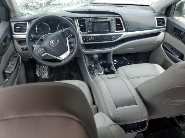 Parquets TOYOTA HIGHLANDER 2015 White