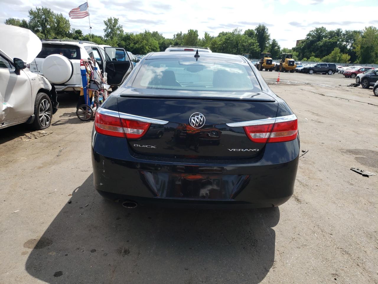 1G4PS5SK4E4149057 2014 Buick Verano