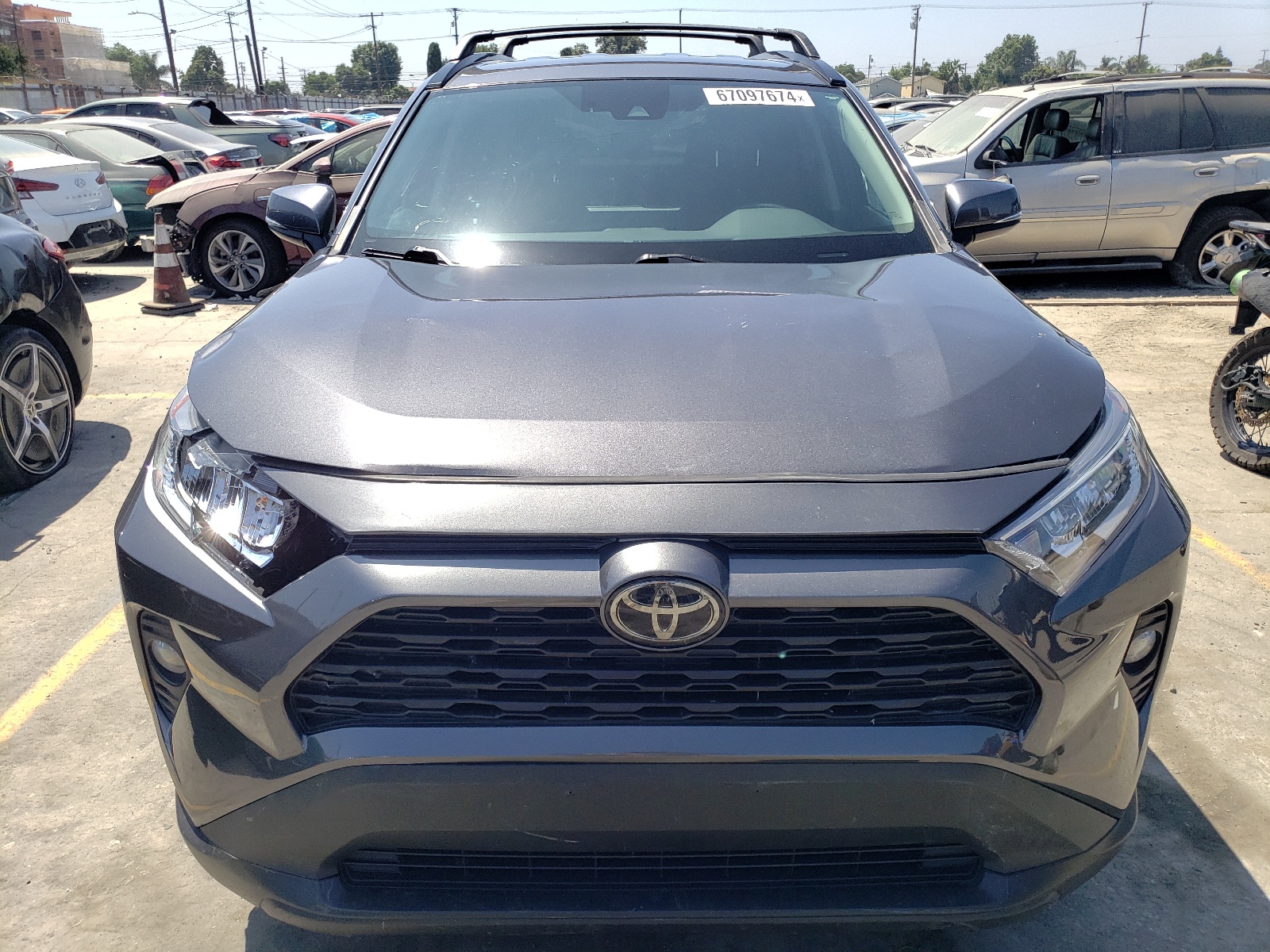 2020 Toyota Rav4 Xle vin: 2T3W1RFV7LW082291