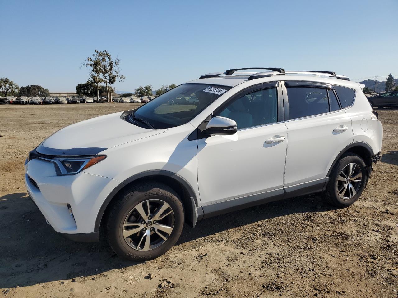 JTMWFREV4JJ155759 2018 TOYOTA RAV 4 - Image 1