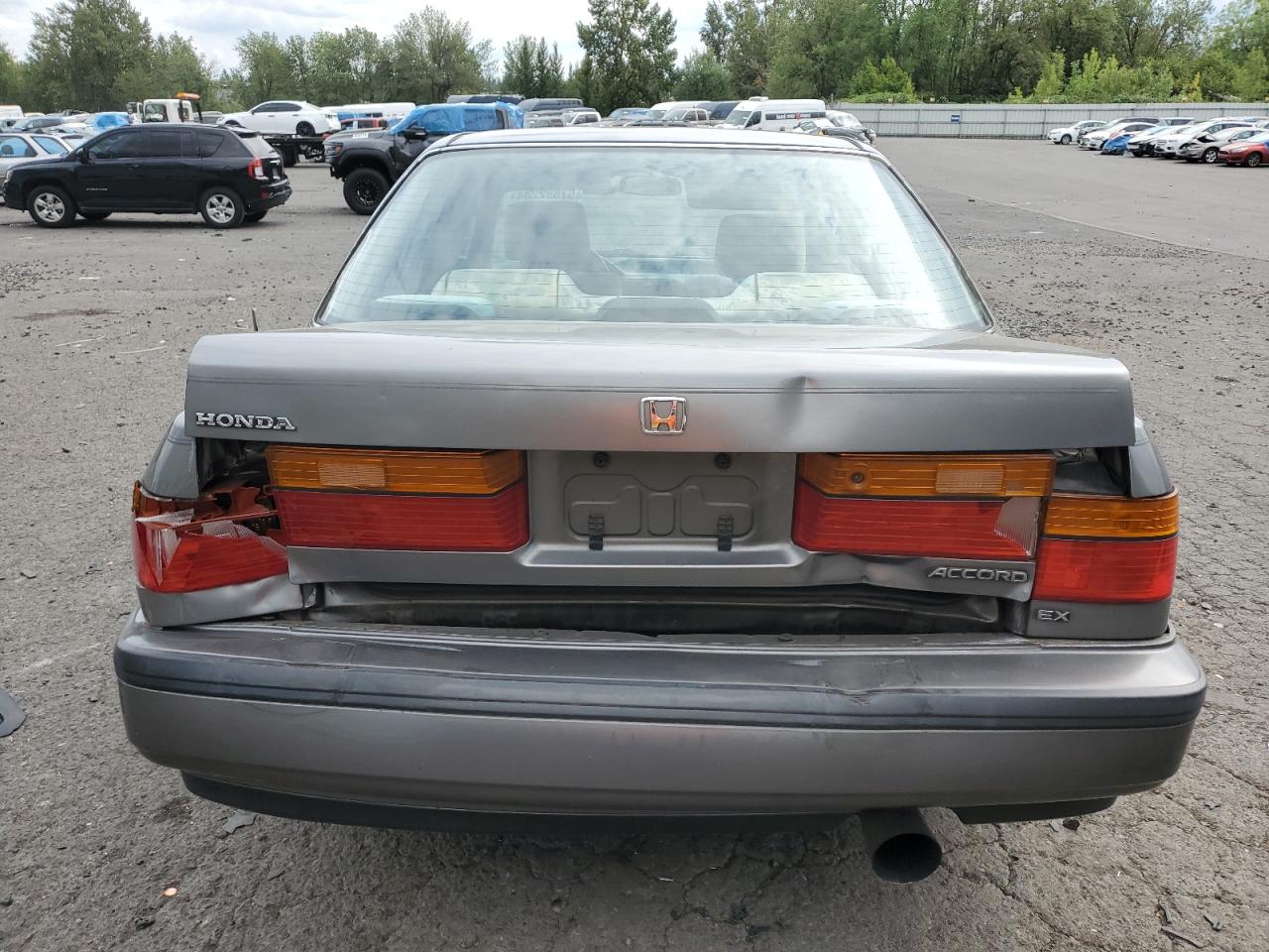 1990 Honda Accord Ex VIN: JHMCB7563LC072616 Lot: 67892284