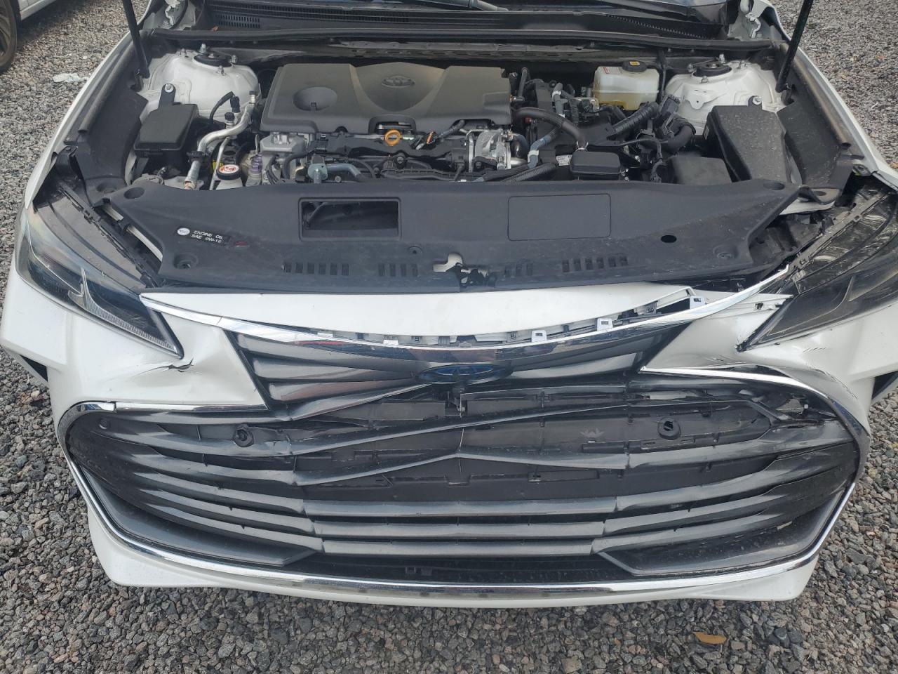 2021 Toyota Avalon - Image 11
