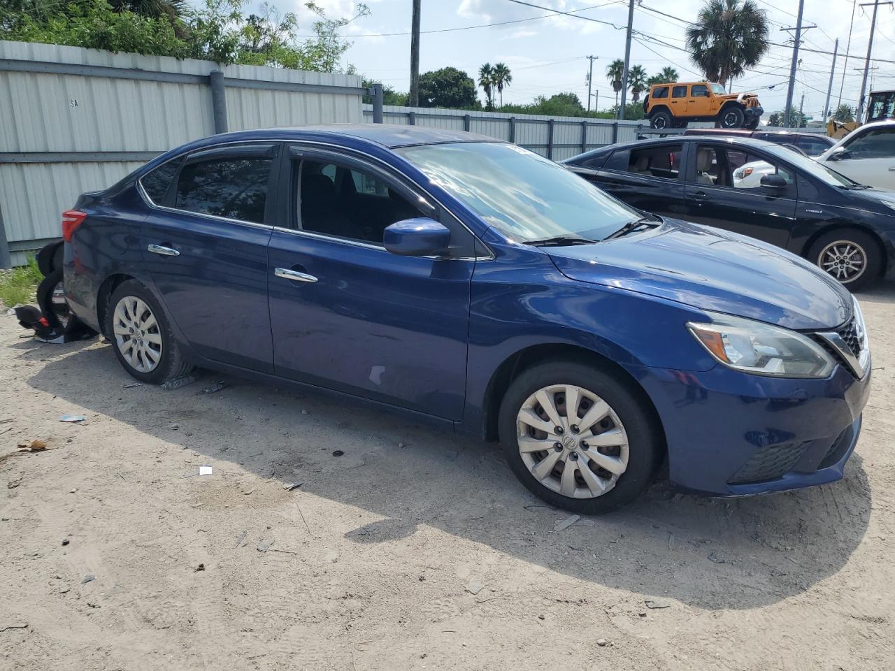 2016 Nissan Sentra S VIN: 3N1AB7AP8GY215647 Lot: 67304244