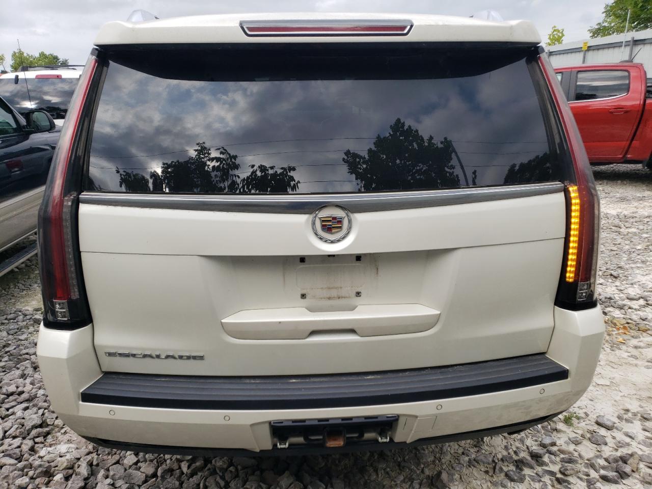 1GYS4CKJ7FR289865 2015 Cadillac Escalade Premium