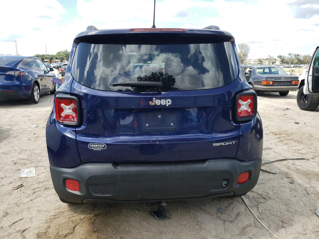 2017 Jeep Renegade Sport VIN: ZACCJAAB1HPE49368 Lot: 66003264