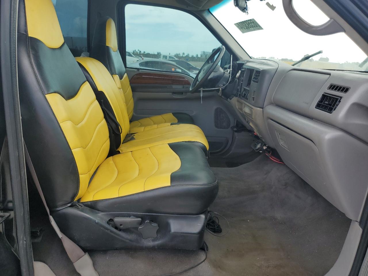 2001 Ford F450 Super Duty VIN: 1FDXF46F31EC69531 Lot: 65593204