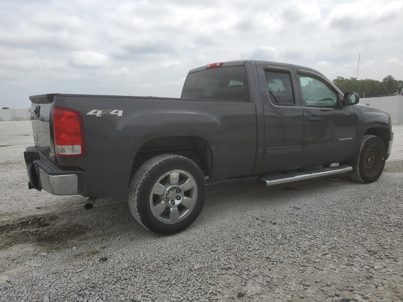 1GTR2VE31BZ151543 2011 GMC Sierra K1500 Sle