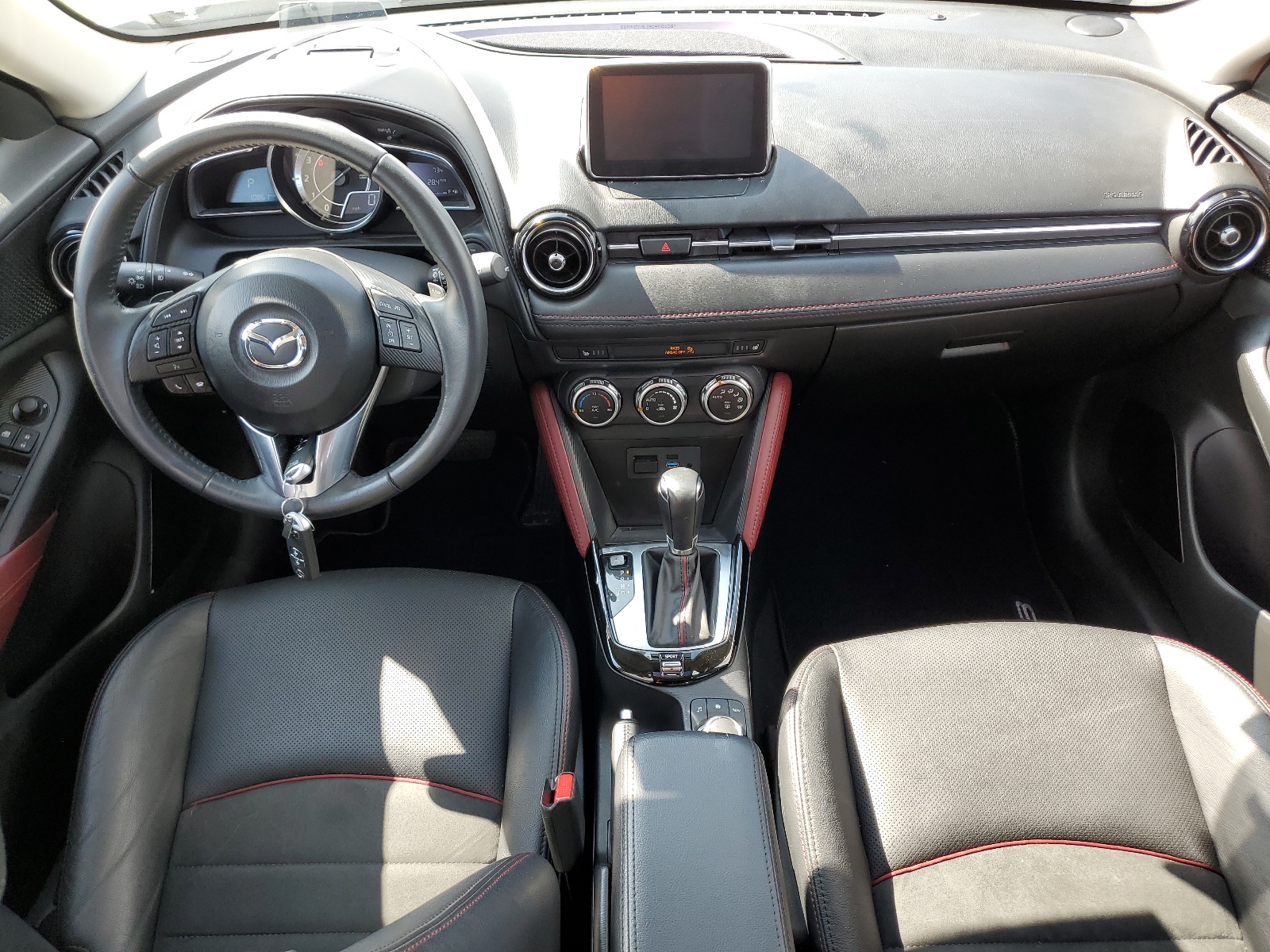 JM1DKFD77H0144677 2017 Mazda Cx-3 Grand Touring