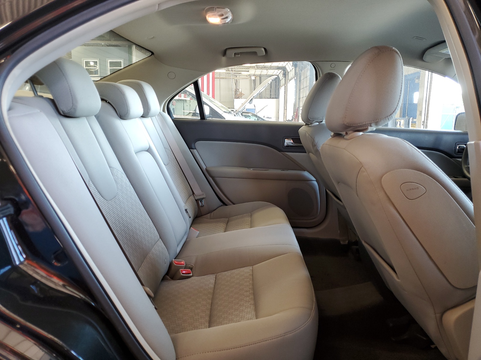 3FAHP0HAXAR377244 2010 Ford Fusion Se