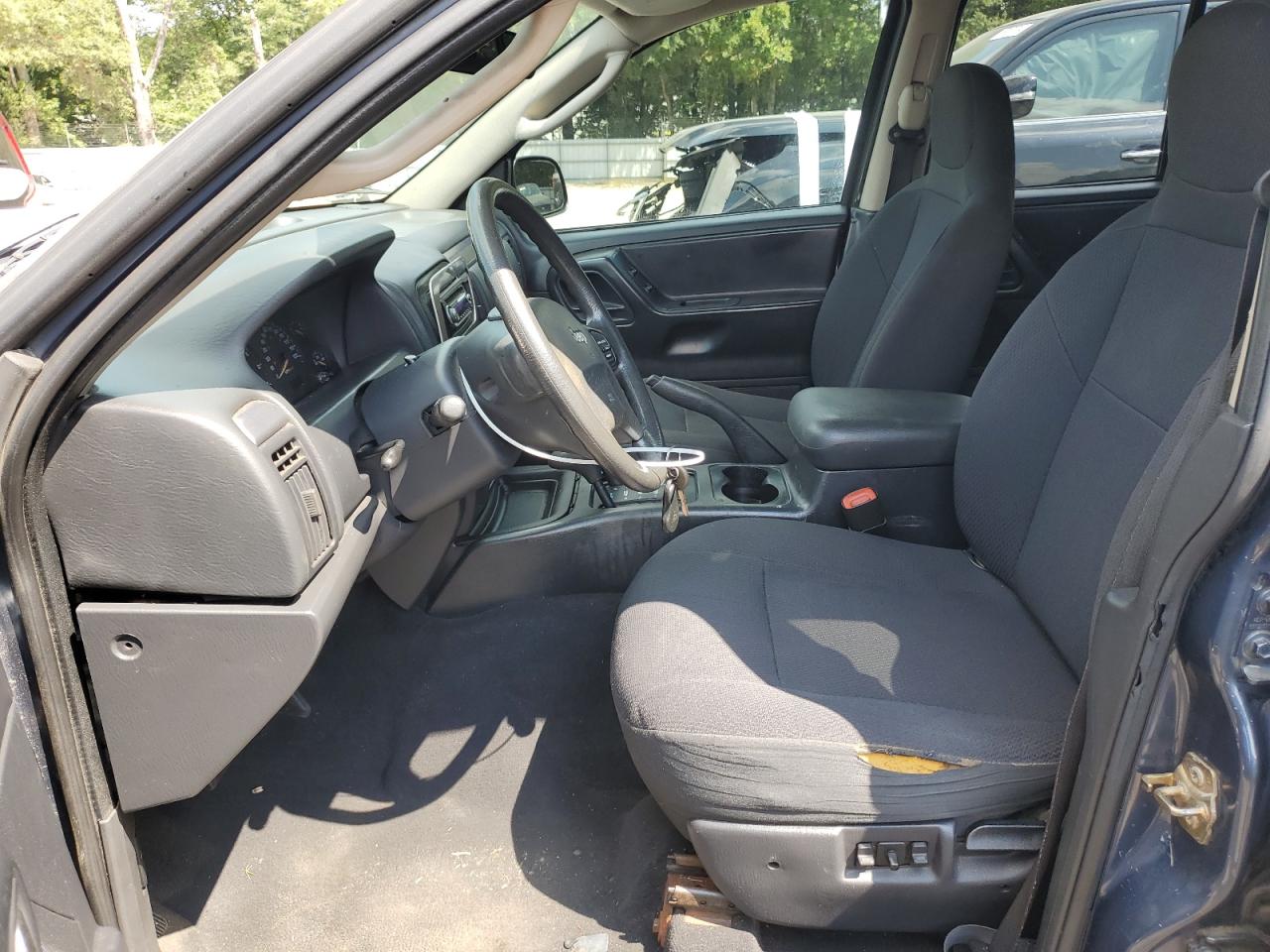 2003 Jeep Grand Cherokee Laredo VIN: 1J4GW48SX3C608938 Lot: 67498124