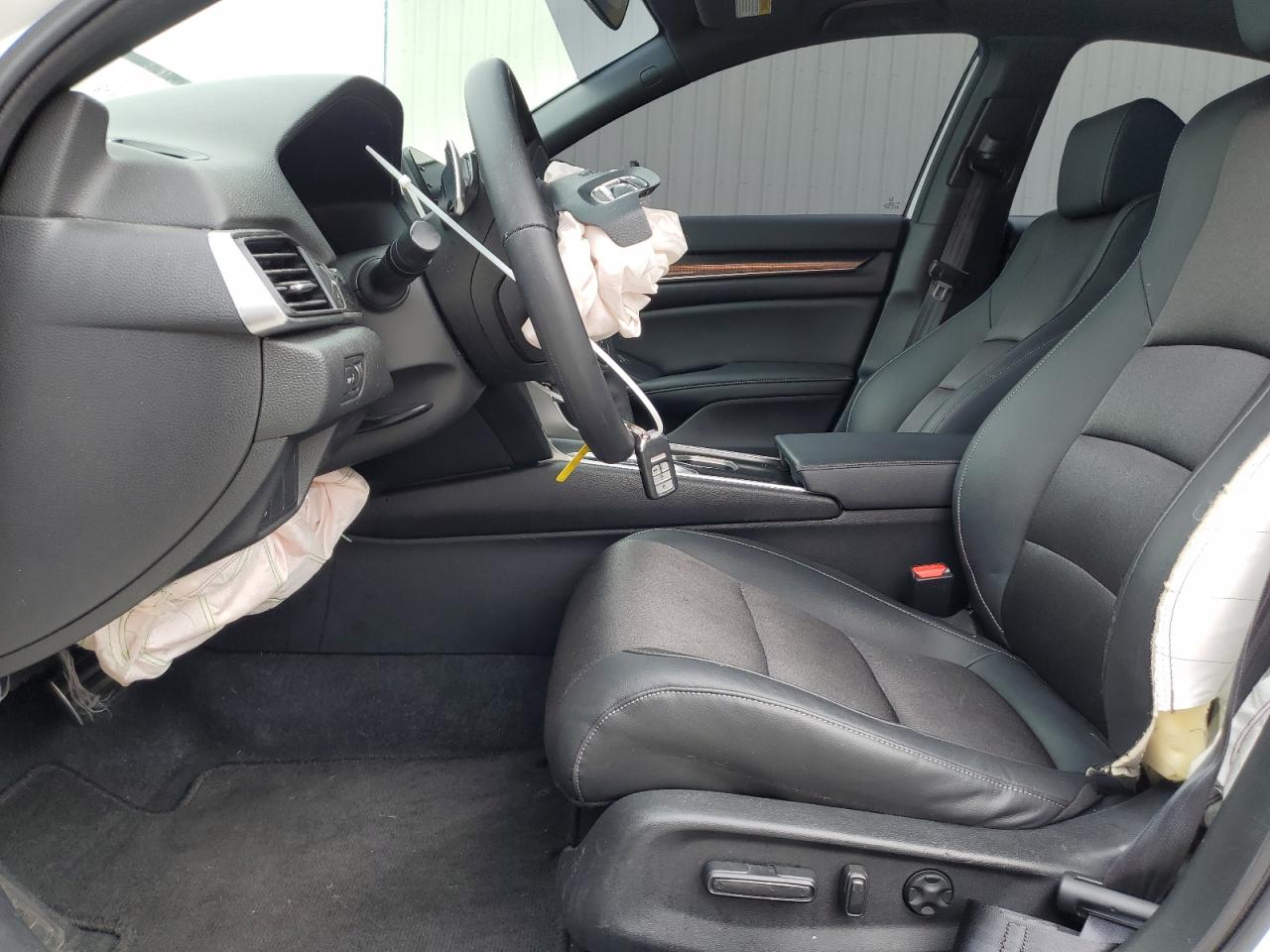 2022 Honda Accord Sport VIN: 1HGCV2F32NA016988 Lot: 66648974