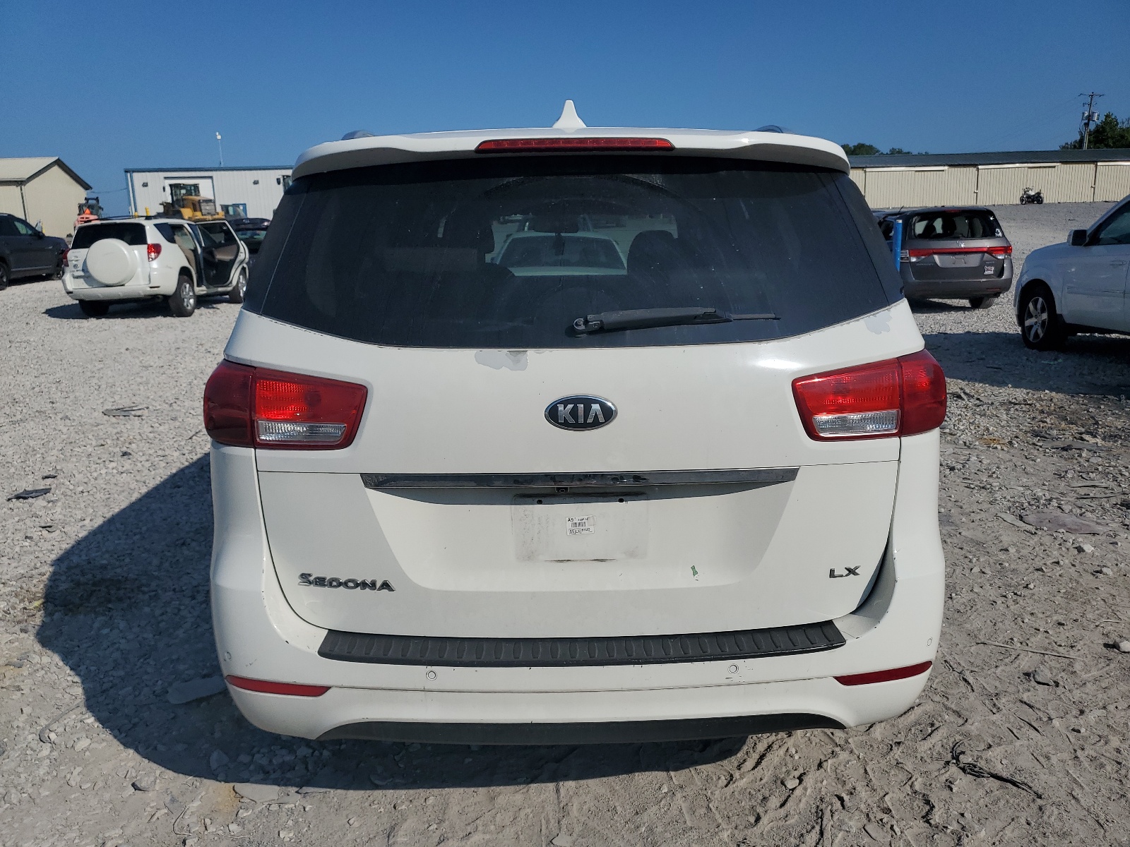 KNDMB5C13H6325943 2017 Kia Sedona Lx