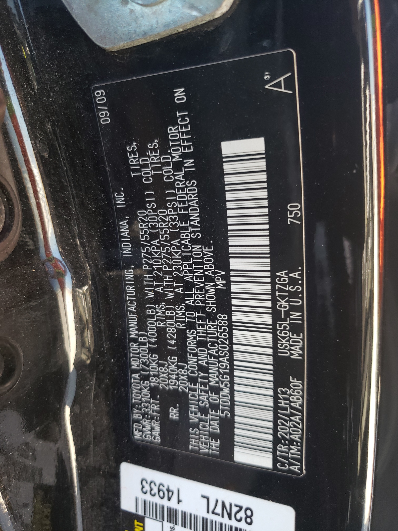 5TDDW5G19AS026588 2010 Toyota Sequoia Platinum