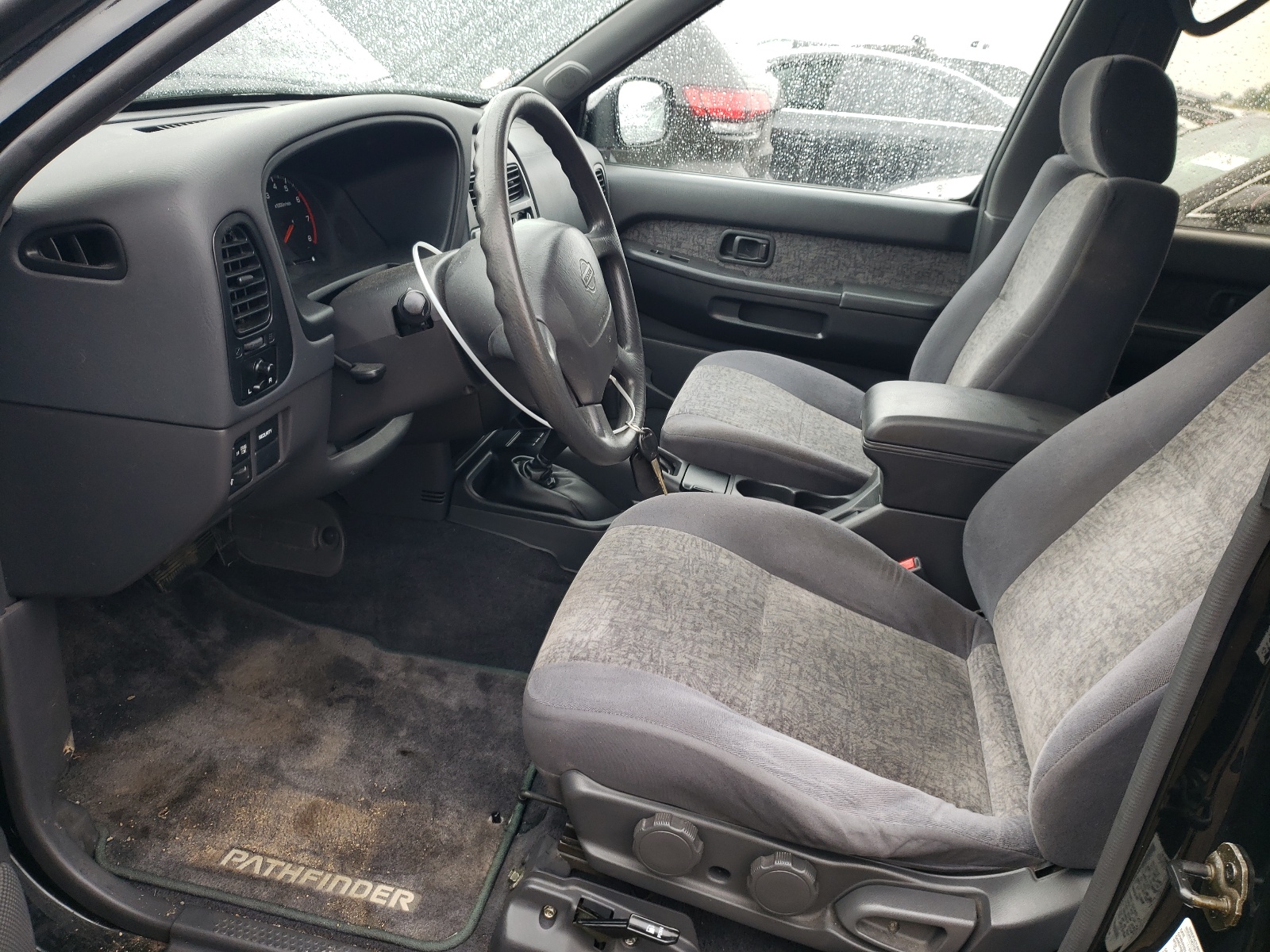 JN8AR05Y9WW251294 1998 Nissan Pathfinder Le