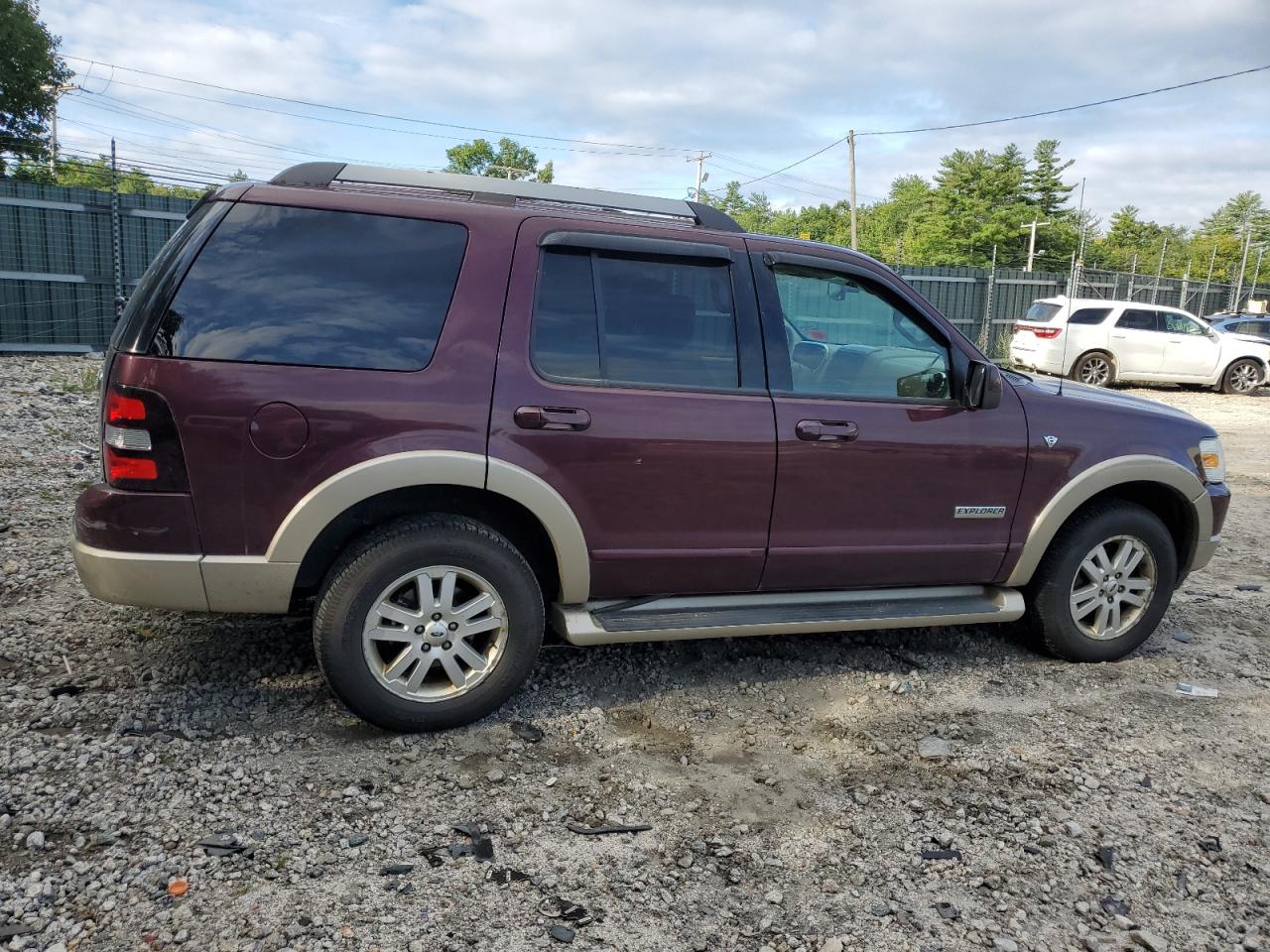 2007 Ford Explorer Eddie Bauer VIN: 1FMEU74837UB88305 Lot: 69440604