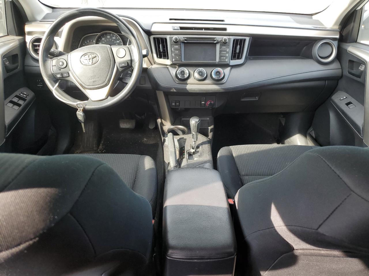 2T3BFREV4FW293552 2015 Toyota Rav4 Le