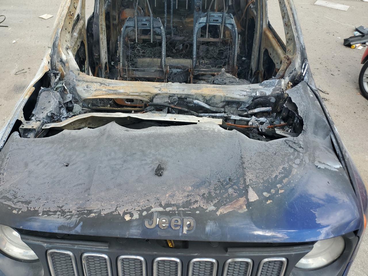2018 Jeep Renegade - Image 12