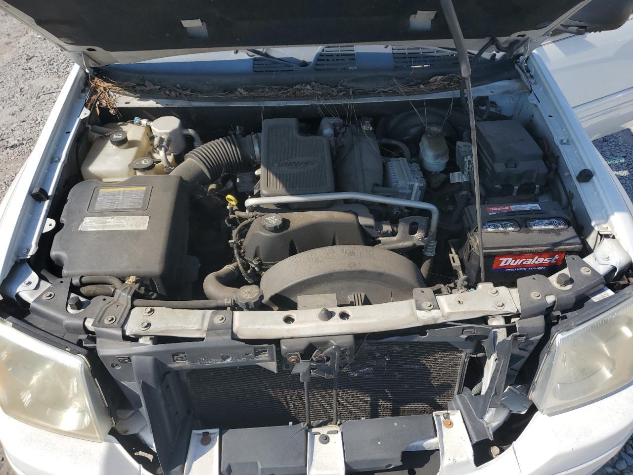 2005 GMC Envoy - Image 13