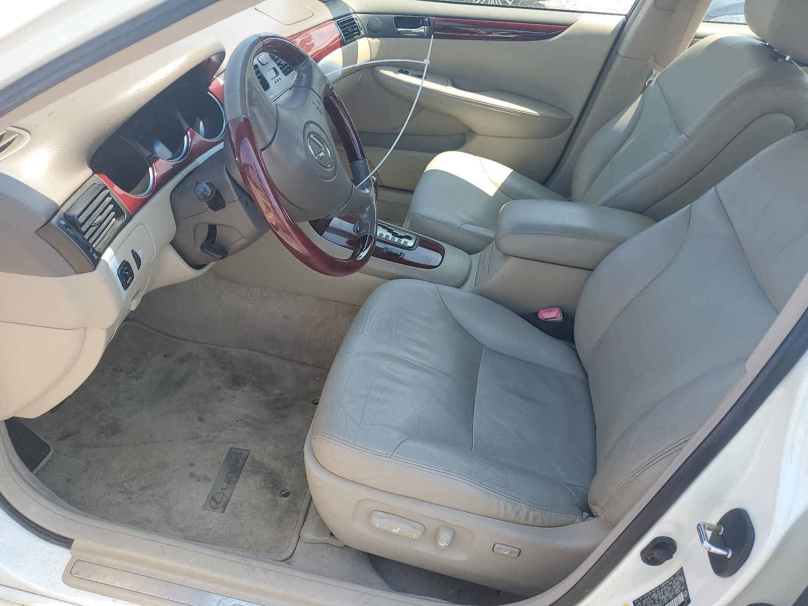 JTHBA30G245021105 2004 Lexus Es 330