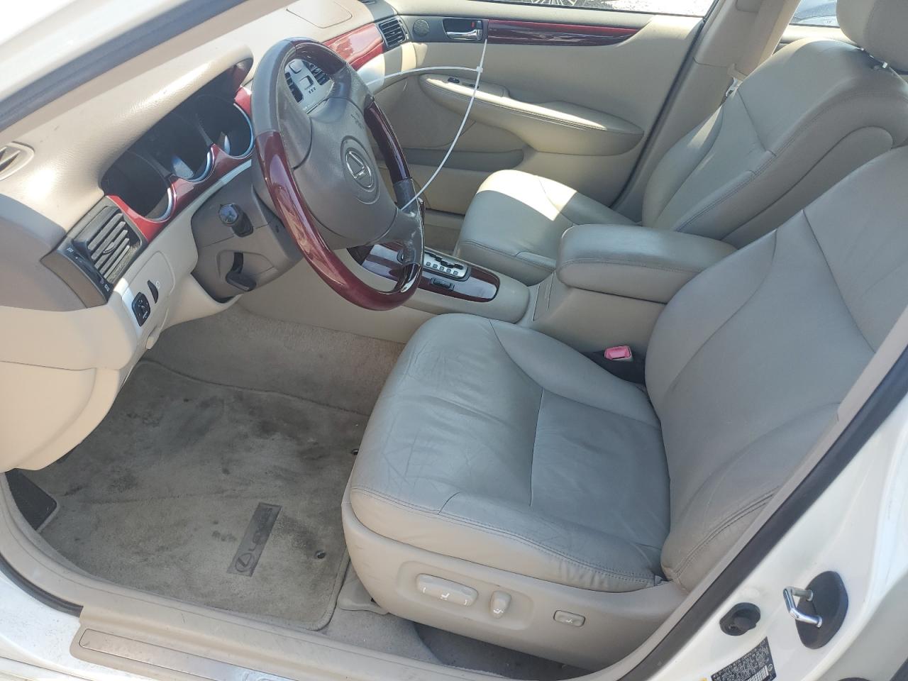 2004 Lexus Es 330 VIN: JTHBA30G245021105 Lot: 66417724