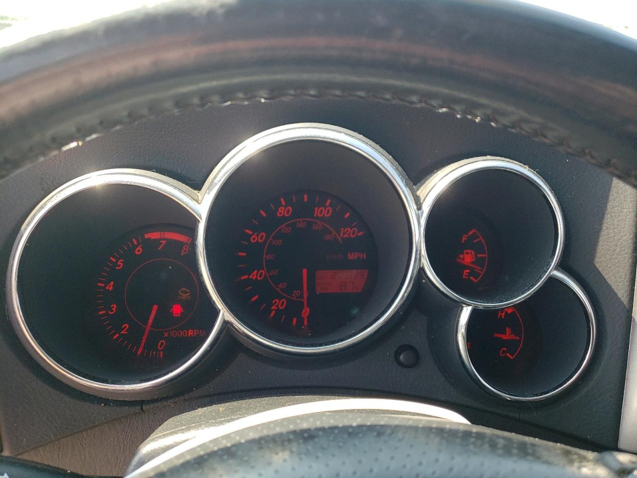 2003 Toyota Corolla Matrix Xr VIN: 2T1KR32E33C105330 Lot: 65650004