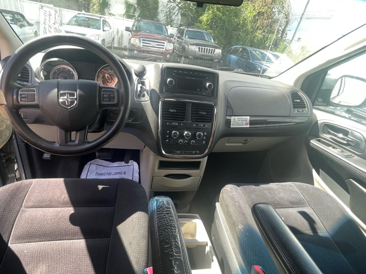 2015 Dodge Grand Caravan Se VIN: 2C4RDGBG4FR569558 Lot: 68383694