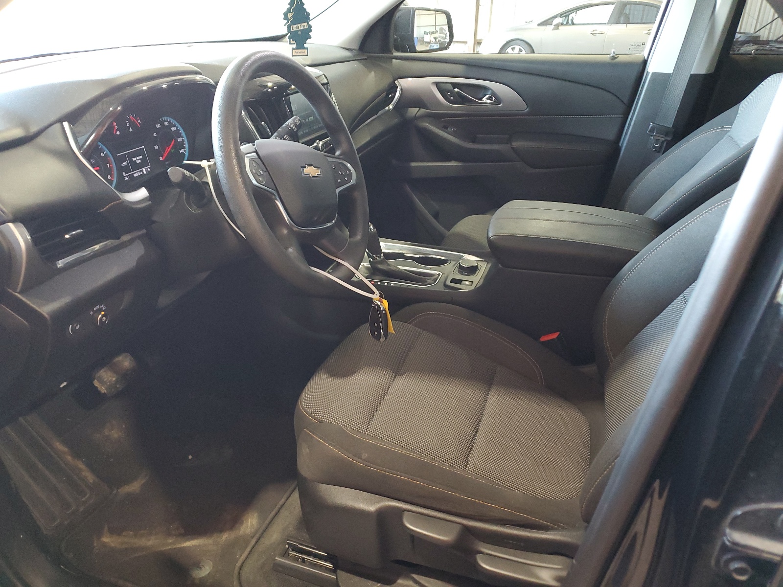 1GNERFKW8JJ249004 2018 Chevrolet Traverse Ls