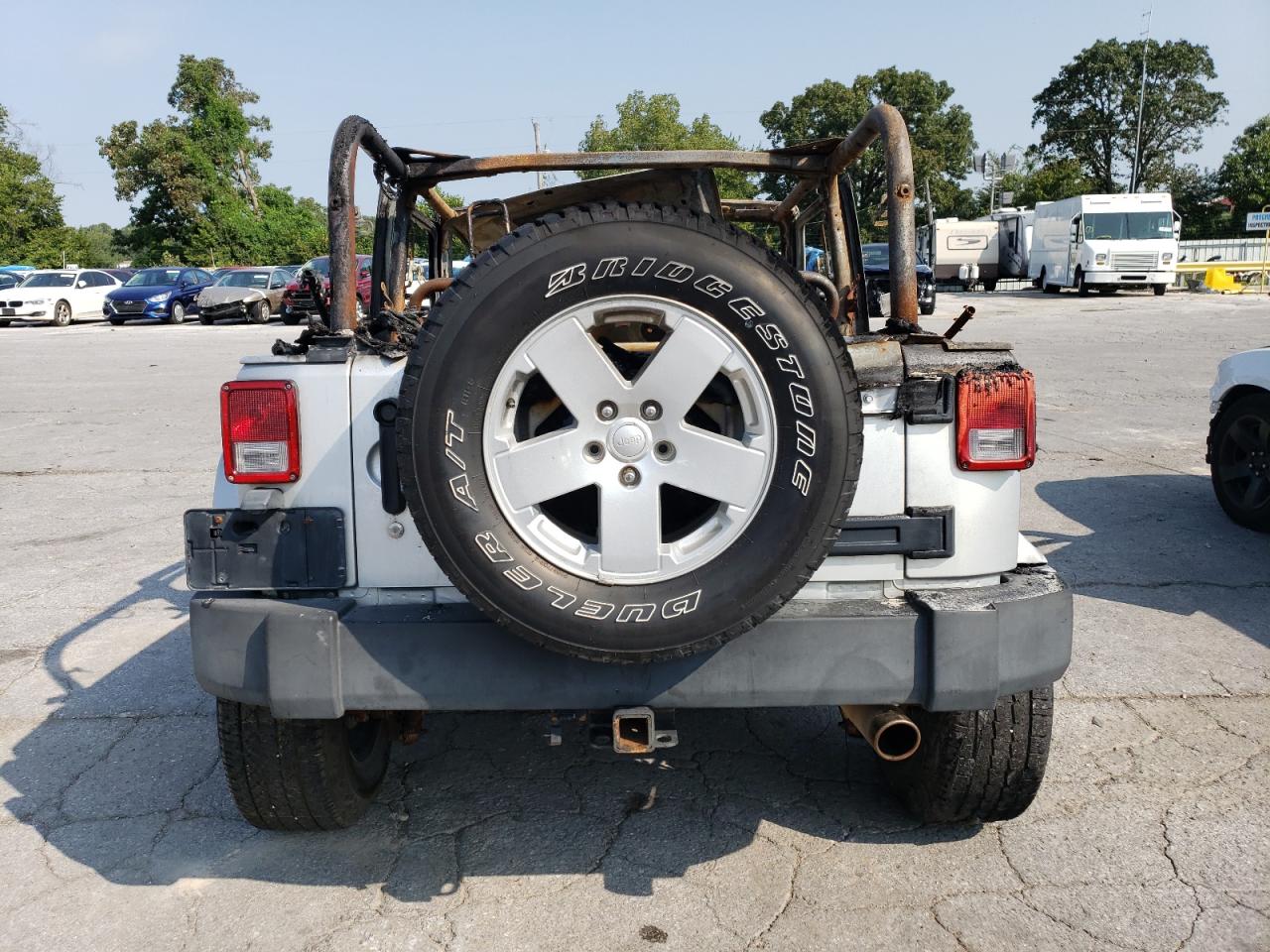 2007 Jeep Wrangler Sahara VIN: 1J4FA54137L130588 Lot: 68255324