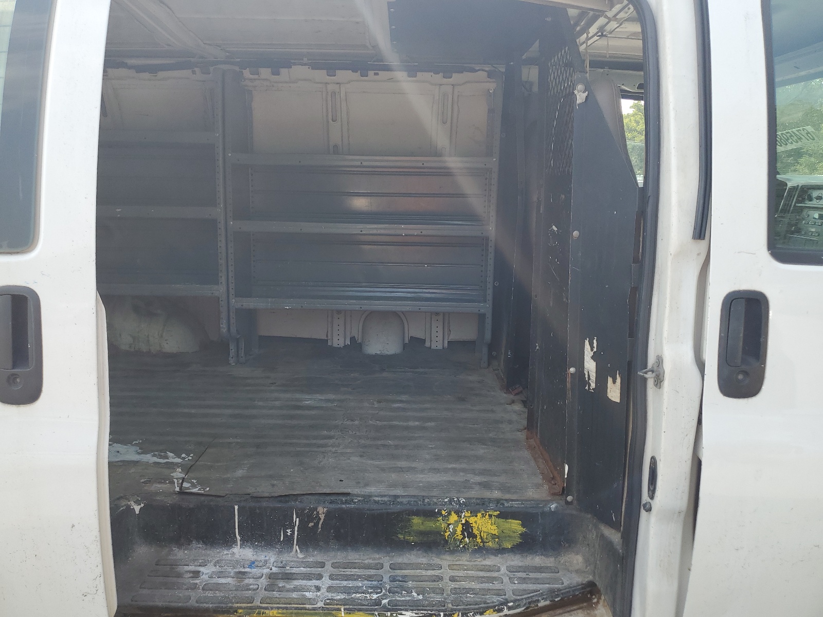 1GCGG25V051160889 2005 Chevrolet Express G2500